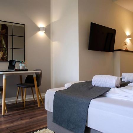 Homely Stay Studio 7 - Elegant Self-Check-In Studio For Urban Travelers München Ngoại thất bức ảnh